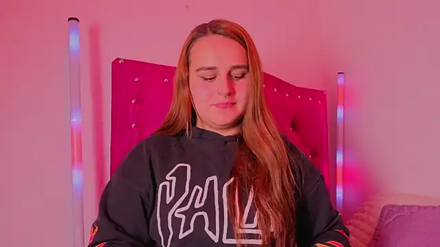 evy orange1 online show from November 17, 2025, 4:05 am