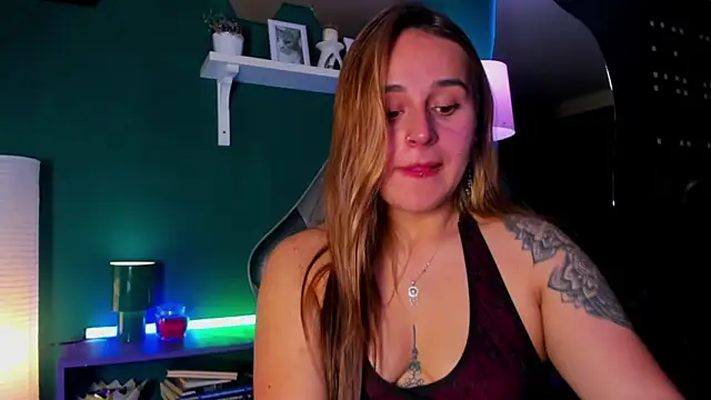 Snapshot of evy_orange1 chatting on June 13, 2026, 3:48 am evy orange1 online show from June 13, 2026, 3:48 am