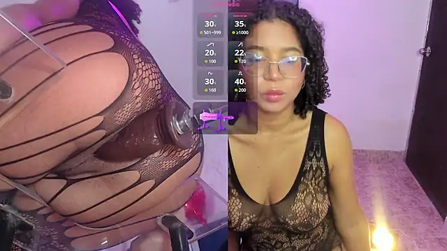 MilaHall  online show from February 8, 2026, 4:32 am