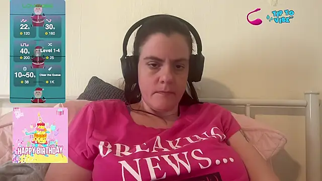 Snapshot of Jess4you0818 chatting on December 23, 2024, 3:33 pm Jess4you0818 online show from December 23, 2024, 3:33 pm