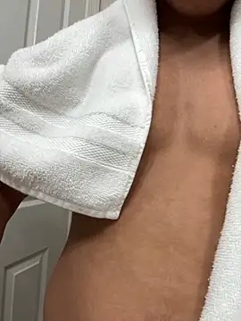 ilov3bigbootylatinas online show from January 7, 2026, 5:56 am