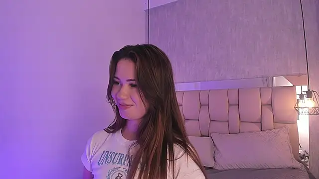 Snapshot of Roxie-Summers11 chatting on March 12, 2025, 7:36 pm Roxie-Summers11 online show from March 12, 2025, 7:36 pm