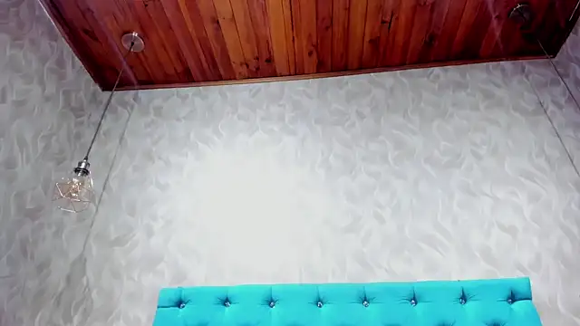 Snapshot of MadelineDoll chatting on November 16, 2025, 4:12 pm MadelineDoll online show from November 16, 2025, 4:12 pm