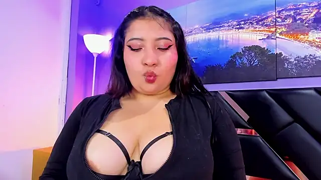 Snapshot of Emma_monserrat chatting on July 27, 2026, 11:39 am Emma monserrat online show from July 27, 2026, 11:39 am
