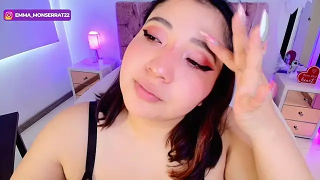 Snapshot of Emma_monserrat chatting on October 29, 2025, 7:35 pm Emma monserrat online show from October 29, 2025, 7:35 pm