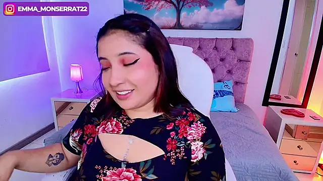 Snapshot of Emma_monserrat chatting on October 1, 2025, 7:40 pm Emma monserrat online show from October 1, 2025, 7:40 pm