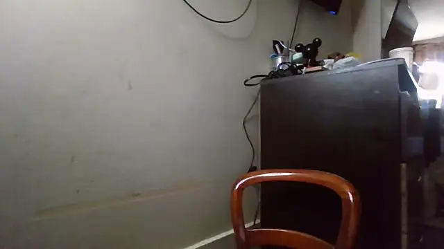 Snapshot of Ivon-09 chatting on November 6, 2025, 11:36 am Ivon-09 online show from November 6, 2025, 11:36 am