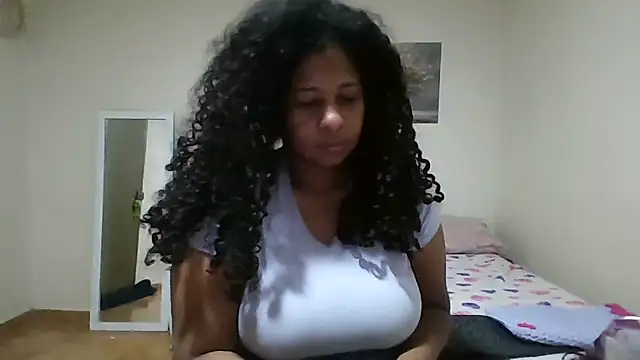 Ivon-09 online show from May 13, 2026, 11:39 am