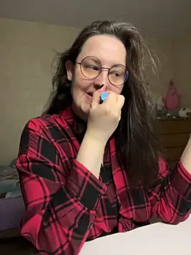 Snapshot of hungry1bunny chatting on February 21, 2026, 5:48 pm hungry1bunny online show from February 21, 2026, 5:48 pm