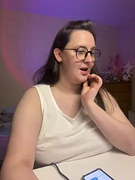 Snapshot of hungry1bunny chatting on March 2, 2025, 10:45 pm hungry1bunny online show from March 2, 2025, 10:45 pm