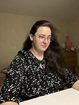 Snapshot of hungry1bunny chatting on August 6, 2026, 7:53 pm hungry1bunny online show from August 6, 2026, 7:53 pm