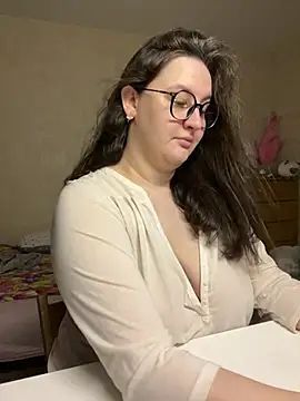 Snapshot of hungry1bunny chatting on March 17, 2026, 5:16 pm hungry1bunny online show from March 17, 2026, 5:16 pm