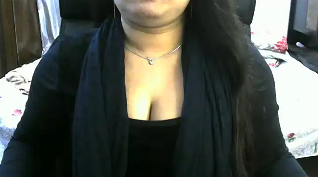 Snapshot of SweetGirlRani143 chatting on December 1, 2024, 5:29 pm SweetGirlRani143 online show from December 1, 2024, 5:29 pm