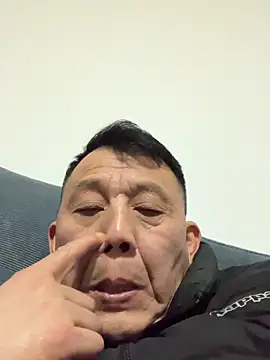 Snapshot of bcc0001 chatting on October 29, 2025, 5:01 pm bcc0001 online show from October 29, 2025, 5:01 pm