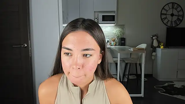 Snapshot of nilliluv chatting on October 31, 2025, 10:05 pm nilliluv online show from October 31, 2025, 10:05 pm