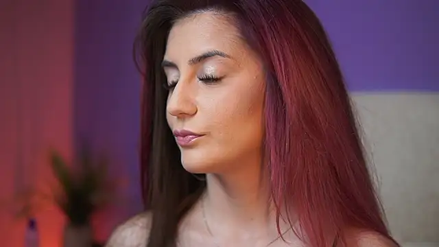 Snapshot of SabrinaHope chatting on June 11, 2026, 6:05 pm SabrinaHope online show from June 11, 2026, 6:05 pm