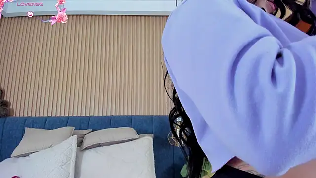 Snapshot of kathecute__ chatting on November 21, 2025, 1:37 am kathecute online show from November 21, 2025, 1:37 am