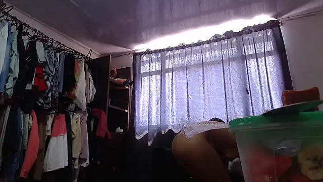 Snapshot of DanaiOluyi chatting on November 29, 2025, 5:57 pm DanaiOluyi online show from November 29, 2025, 5:57 pm