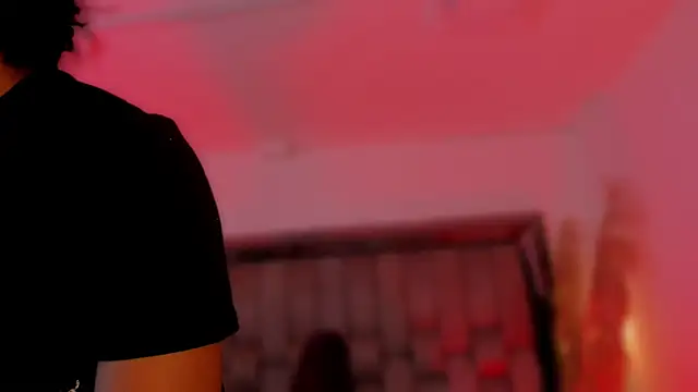 Snapshot of ChaynnaCooper chatting on November 28, 2025, 4:01 am ChaynnaCooper online show from November 28, 2025, 4:01 am