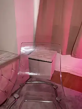 Snapshot of Lexy669 chatting on October 5, 2025, 10:39 am Lexy669 online show from October 5, 2025, 10:39 am