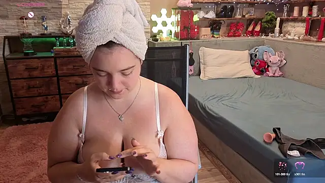 Kimberly-Caprice online show from June 15, 2026, 7:19 am