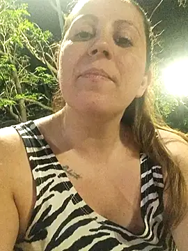 Snapshot of SofiEstevez chatting on November 27, 2025, 12:00 am SofiEstevez online show from November 27, 2025, 12:00 am