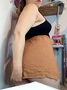 Snapshot of SofiEstevez chatting on November 4, 2025, 6:33 pm SofiEstevez online show from November 4, 2025, 6:33 pm