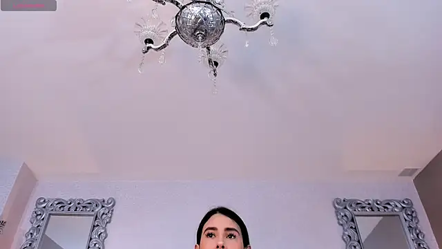 OrianaRodhes online show from September 9, 2025, 8:51 pm