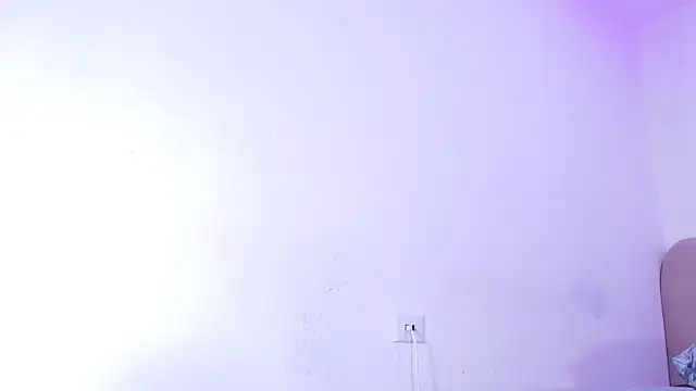 nicol f online show from April 28, 2026, 3:11 am