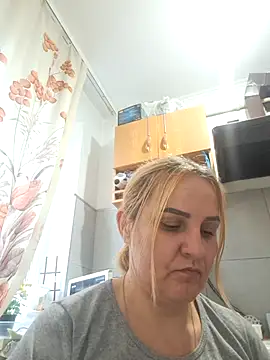 Malichkaanna30 online show from November 28, 2025, 10:04 am