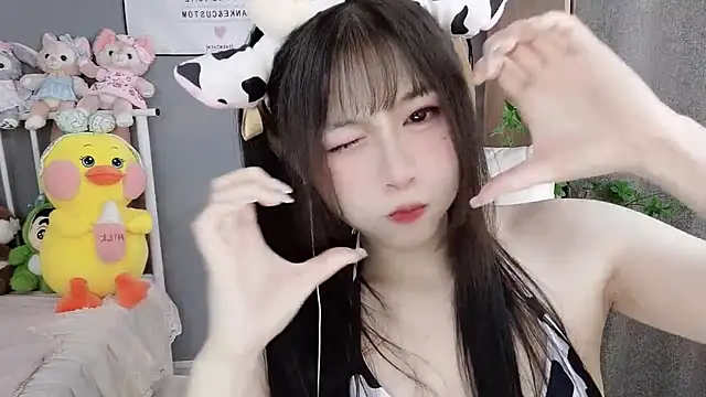 Nancy-Cindy online show from March 17, 2025, 9:02 pm