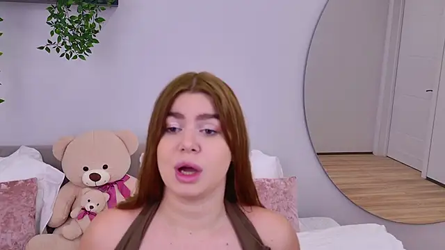 Snapshot of MelanieCarterr chatting on October 9, 2025, 4:07 pm MelanieCarterr online show from October 9, 2025, 4:07 pm