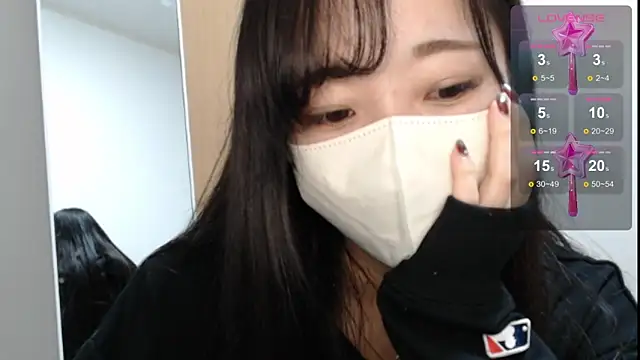 Snapshot of Rio_chan_ chatting on February 18, 2025, 1:00 pm Rio chan online show from February 18, 2025, 1:00 pm