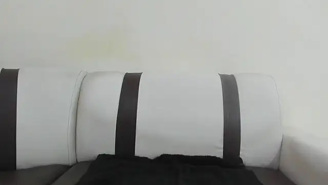 lunainsane58 online show from July 8, 2026, 9:26 pm