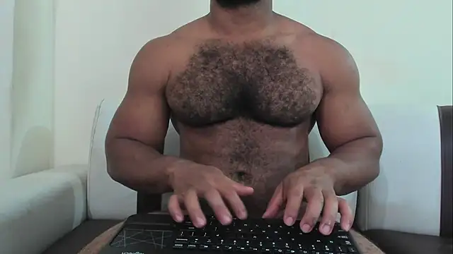 Snapshot of lunainsane58 chatting on June 12, 2026, 1:42 pm lunainsane58 online show from June 12, 2026, 1:42 pm