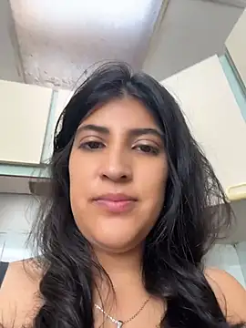 Snapshot of Afroditapoloo chatting on May 18, 2026, 2:44 pm Afroditapoloo online show from May 18, 2026, 2:44 pm