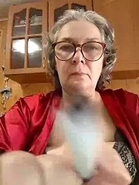 Snapshot of IrinaSweet54 chatting on June 20, 2026, 8:52 am IrinaSweet54 online show from June 20, 2026, 8:52 am