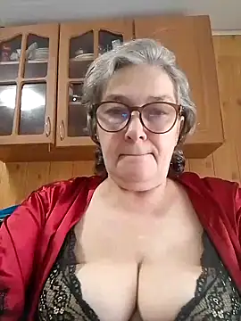 Snapshot of IrinaSweet54 chatting on June 28, 2026, 9:04 am IrinaSweet54 online show from June 28, 2026, 9:04 am