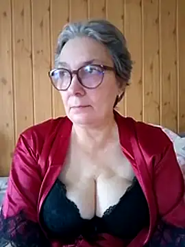 Snapshot of IrinaSweet54 chatting on October 14, 2025, 6:36 am IrinaSweet54 online show from October 14, 2025, 6:36 am