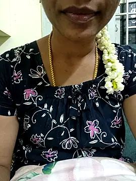 Snapshot of Ambika01 chatting on March 8, 2026, 1:36 pm Ambika01 online show from March 8, 2026, 1:36 pm