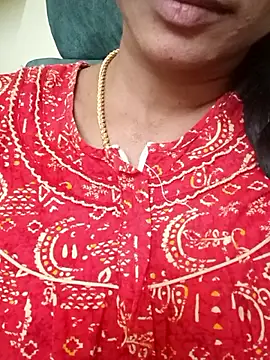 Snapshot of Ambika01 chatting on February 15, 2026, 3:33 pm Ambika01 online show from February 15, 2026, 3:33 pm