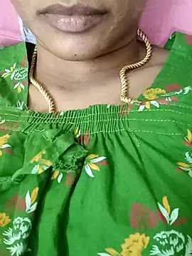 Snapshot of Ambika01 chatting on February 13, 2026, 6:35 am Ambika01 online show from February 13, 2026, 6:35 am