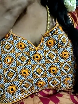 Snapshot of Ambika01 chatting on February 17, 2026, 2:36 pm Ambika01 online show from February 17, 2026, 2:36 pm