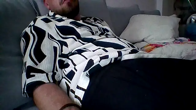 bobotatto online show from April 24, 2026, 11:51 pm