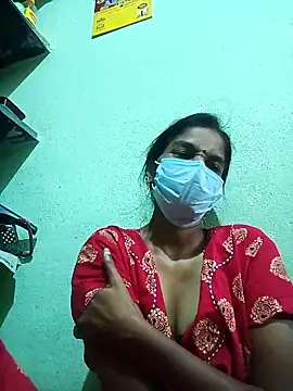 Snapshot of anusiya01 chatting on December 3, 2025, 2:56 am anusiya01 online show from December 3, 2025, 2:56 am