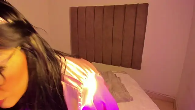 Snapshot of sarah__bigboobs chatting on March 20, 2026, 10:05 am sarah bigboobs online show from March 20, 2026, 10:05 am