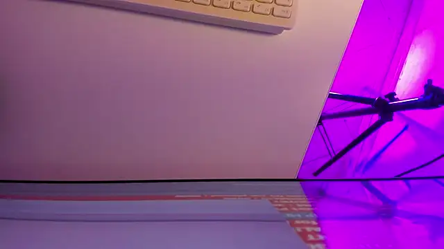 Snapshot of sarah__bigboobs chatting on March 5, 2026, 3:36 am sarah bigboobs online show from March 5, 2026, 3:36 am