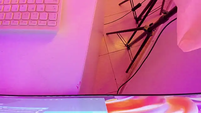 Snapshot of sarah__bigboobs chatting on February 11, 2026, 3:28 am sarah bigboobs online show from February 11, 2026, 3:28 am