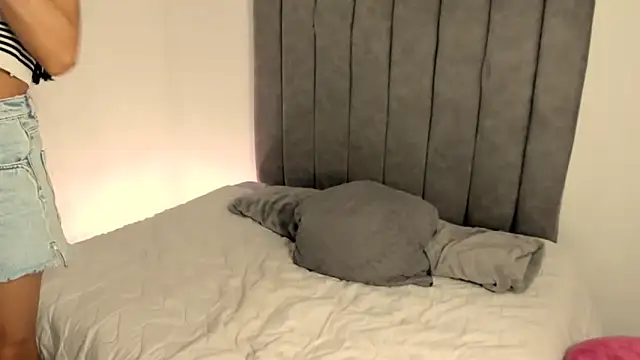 Snapshot of sarah__bigboobs chatting on September 15, 2025, 6:36 am sarah bigboobs online show from September 15, 2025, 6:36 am