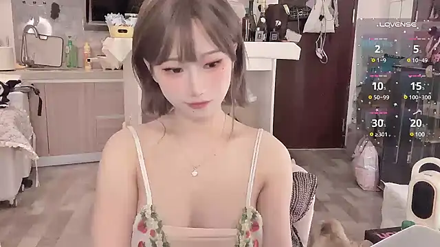 -XunMengLong- online show from February 9, 2025, 7:30 pm